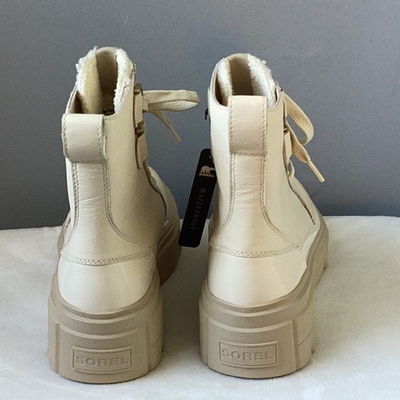 NWT SOREL Caribou X Waterproof Lace-Up Boot - Picture 10 of 13